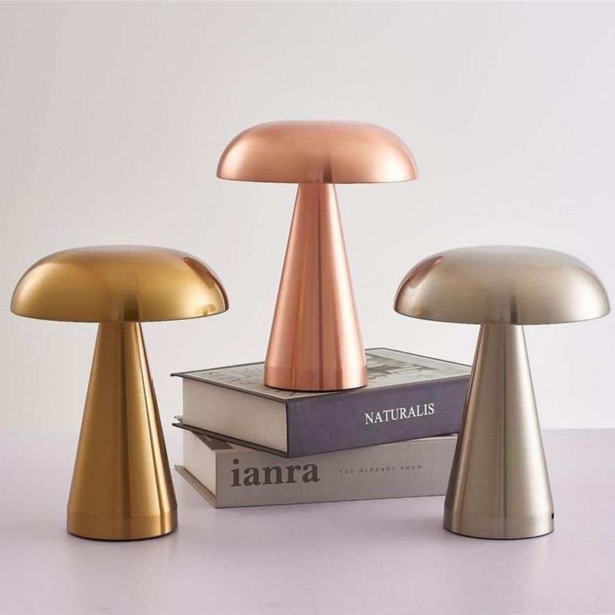 Metalight - Lampadaire Élégant | Rechargeable USB-C et intensité lumineuse réglable