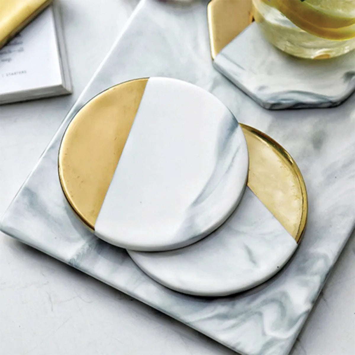 IvoraHome - Ensemble de Sous-Verres | Élégance en marbre ivoire pour votre intérieur