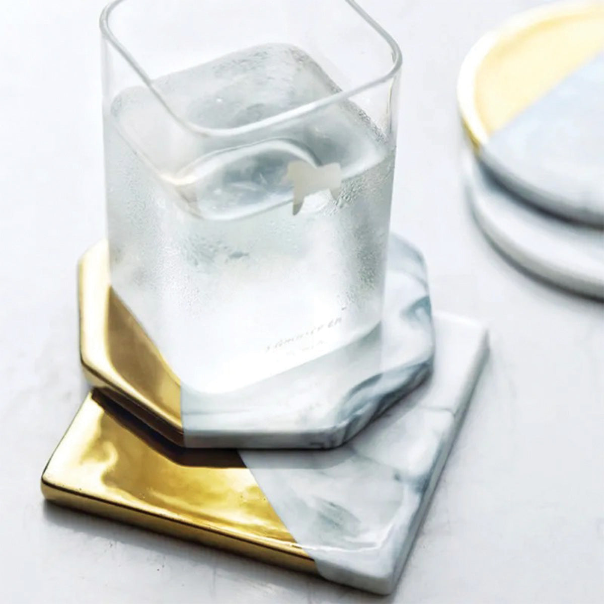 IvoraHome - Ensemble de Sous-Verres | Élégance en marbre ivoire pour votre intérieur