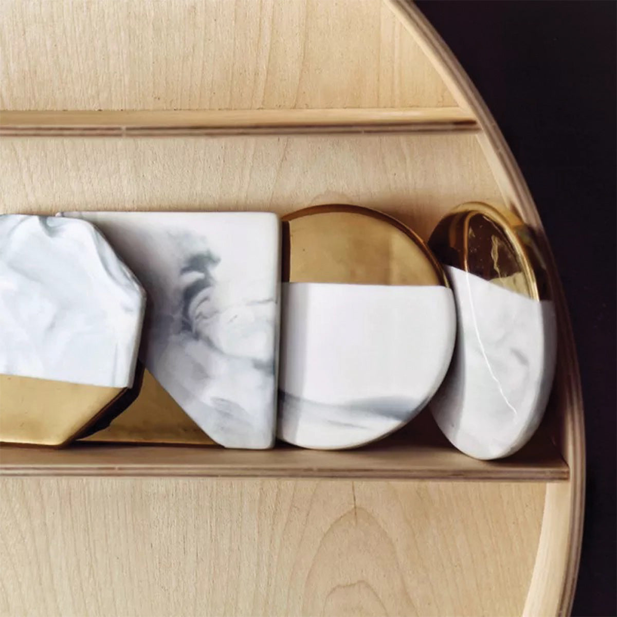 IvoraHome - Ensemble de Sous-Verres | Élégance en marbre ivoire pour votre intérieur