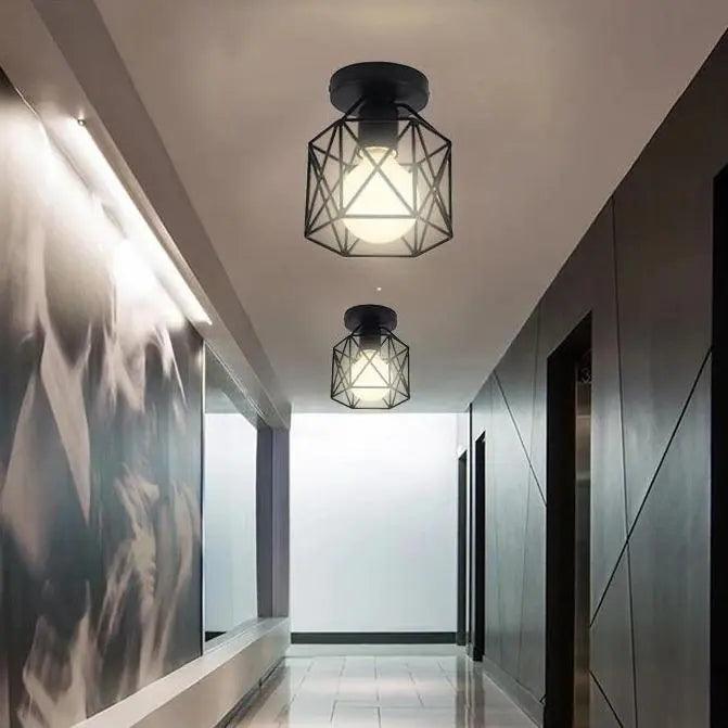ForgeLight - Plafonnier Cage Noir Élégant | Design métallique E27 compatible LED