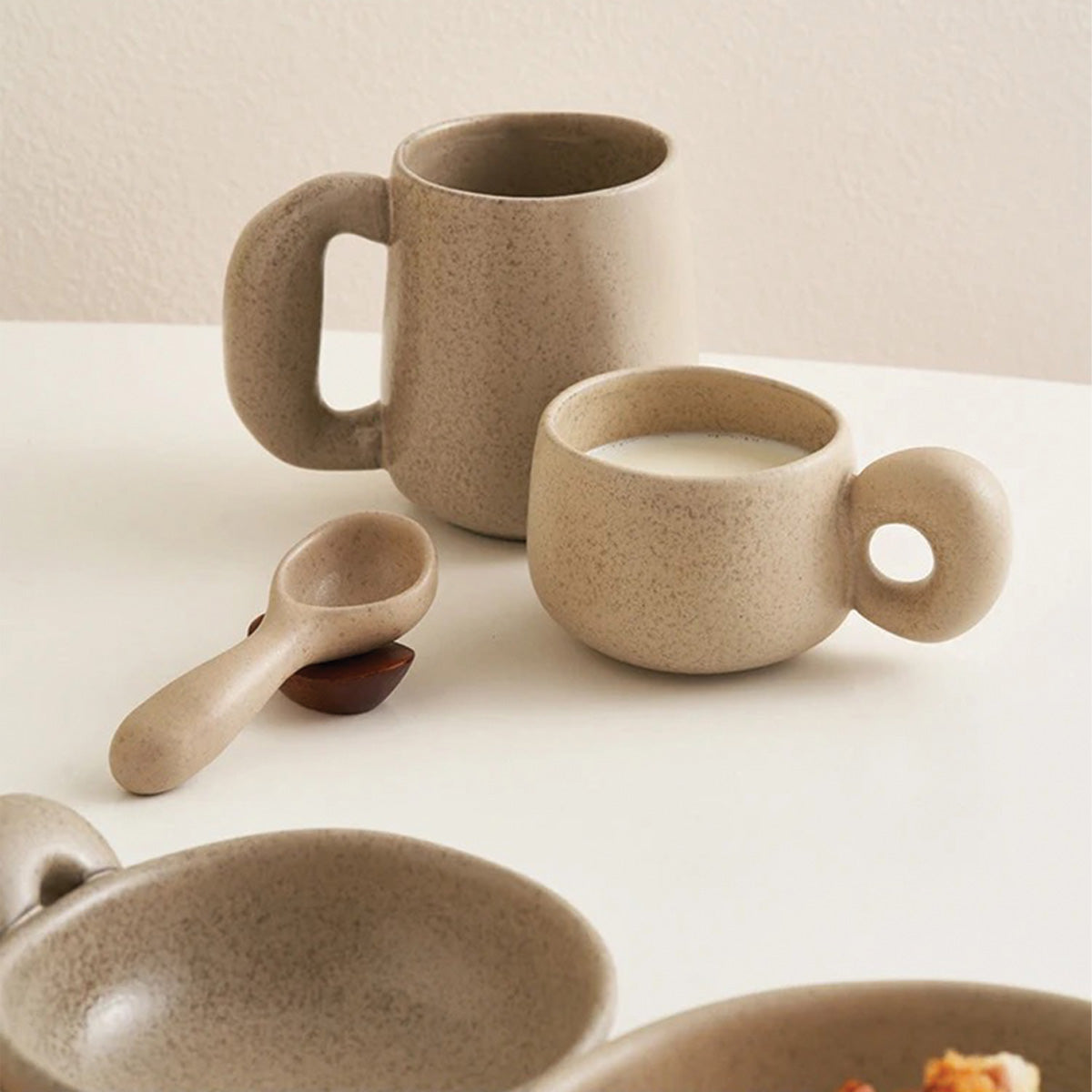 Mugs en pierre faits main Louv | Vaisselle en céramique unique