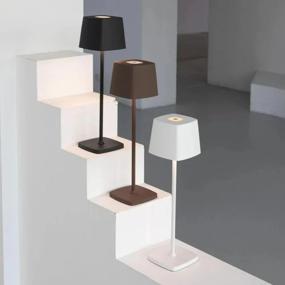 LuxLight - Lampe de Table Sans Fil | Élégance moderne et autonomie jusqu’à 20h