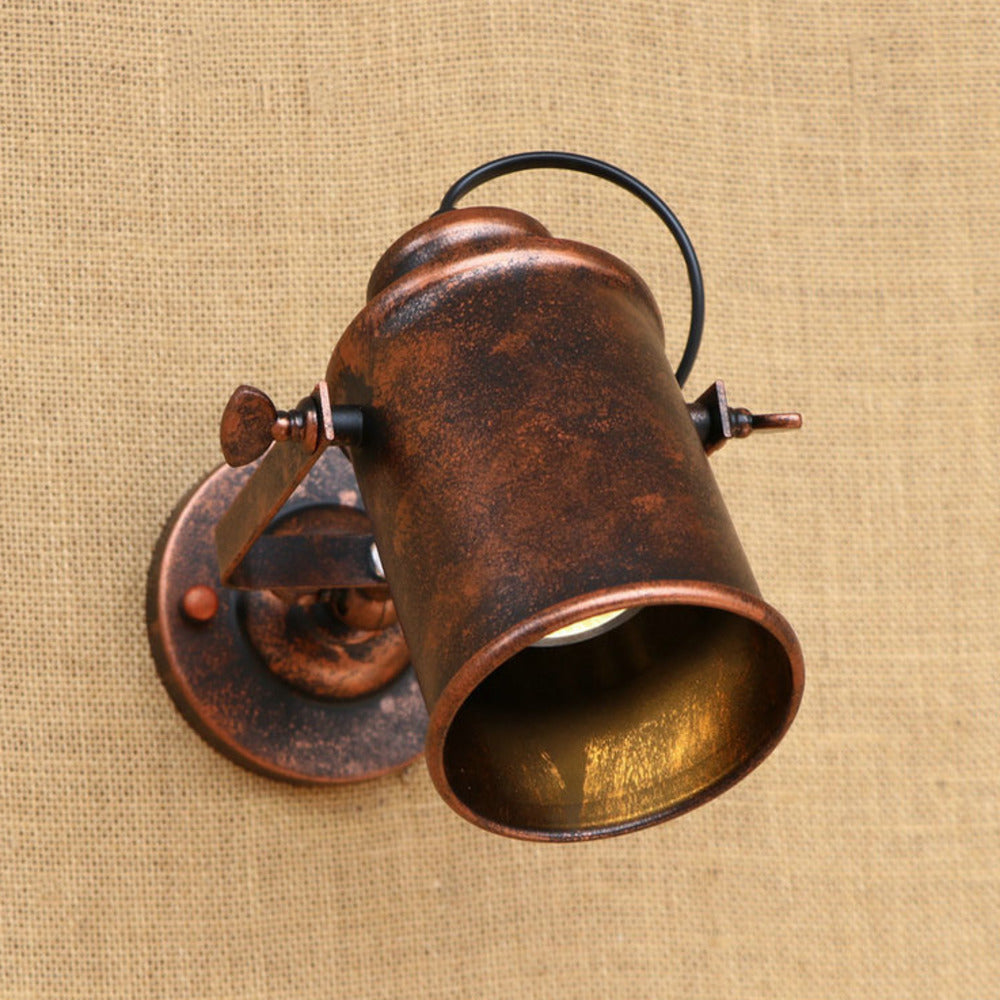 IronSwivel - Applique Murale Pivotante en Fer | Éclairage industriel orientable pour espaces modernes
