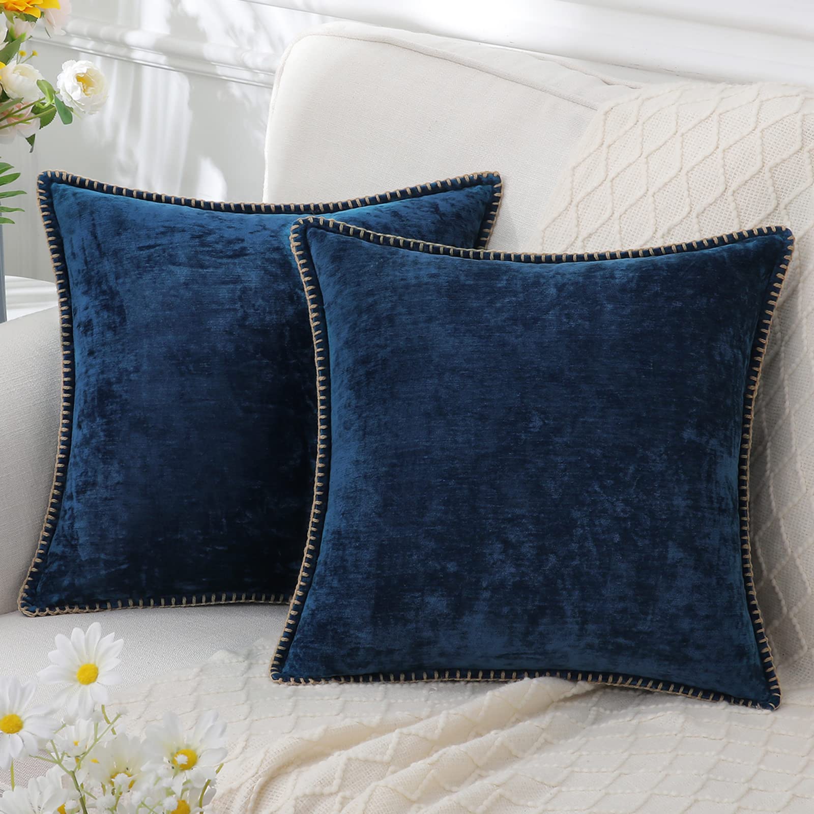 LuminaLuxe - Housse de coussin en chenille
