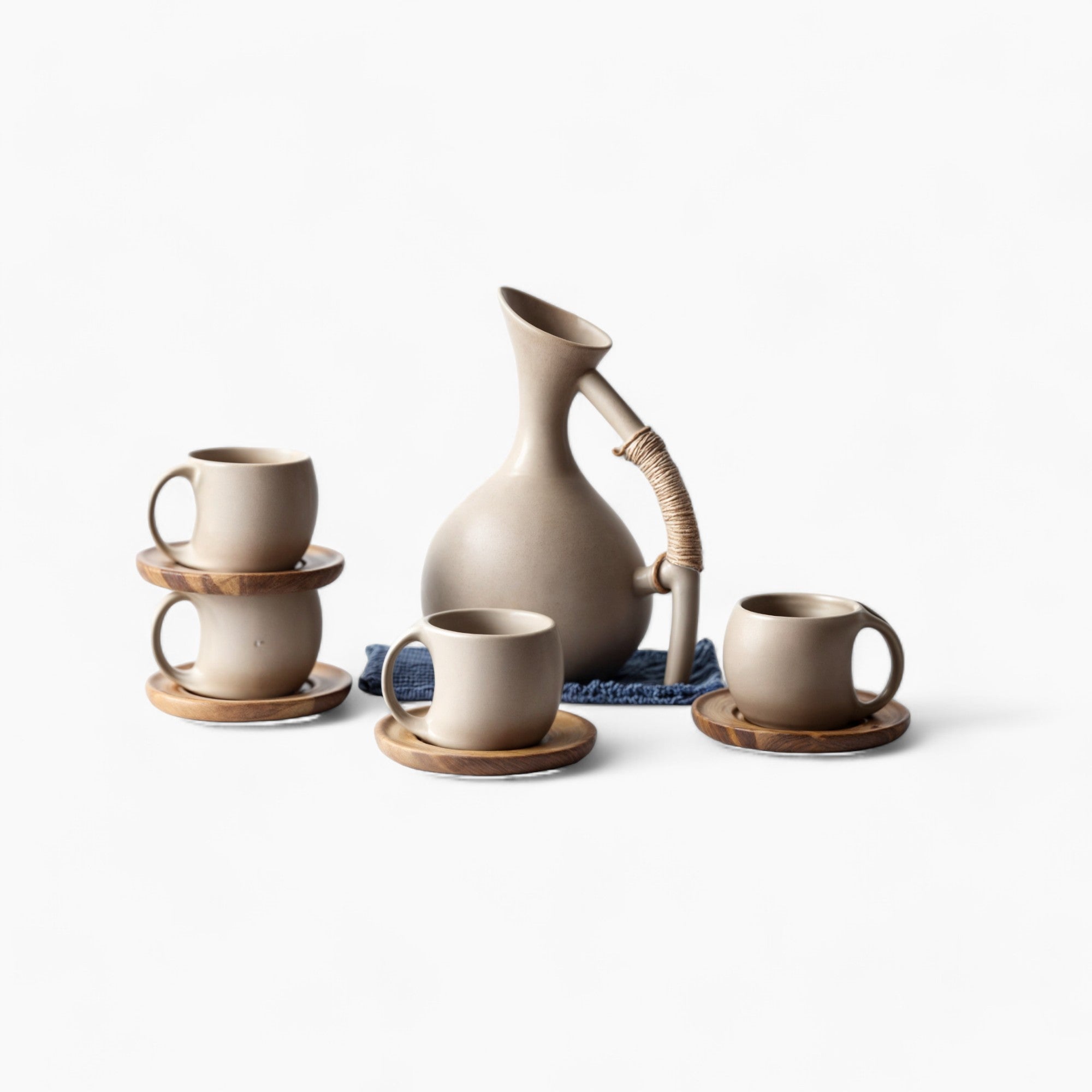 Jugs en céramique faits main | Vaisselle à boire moderne et organique