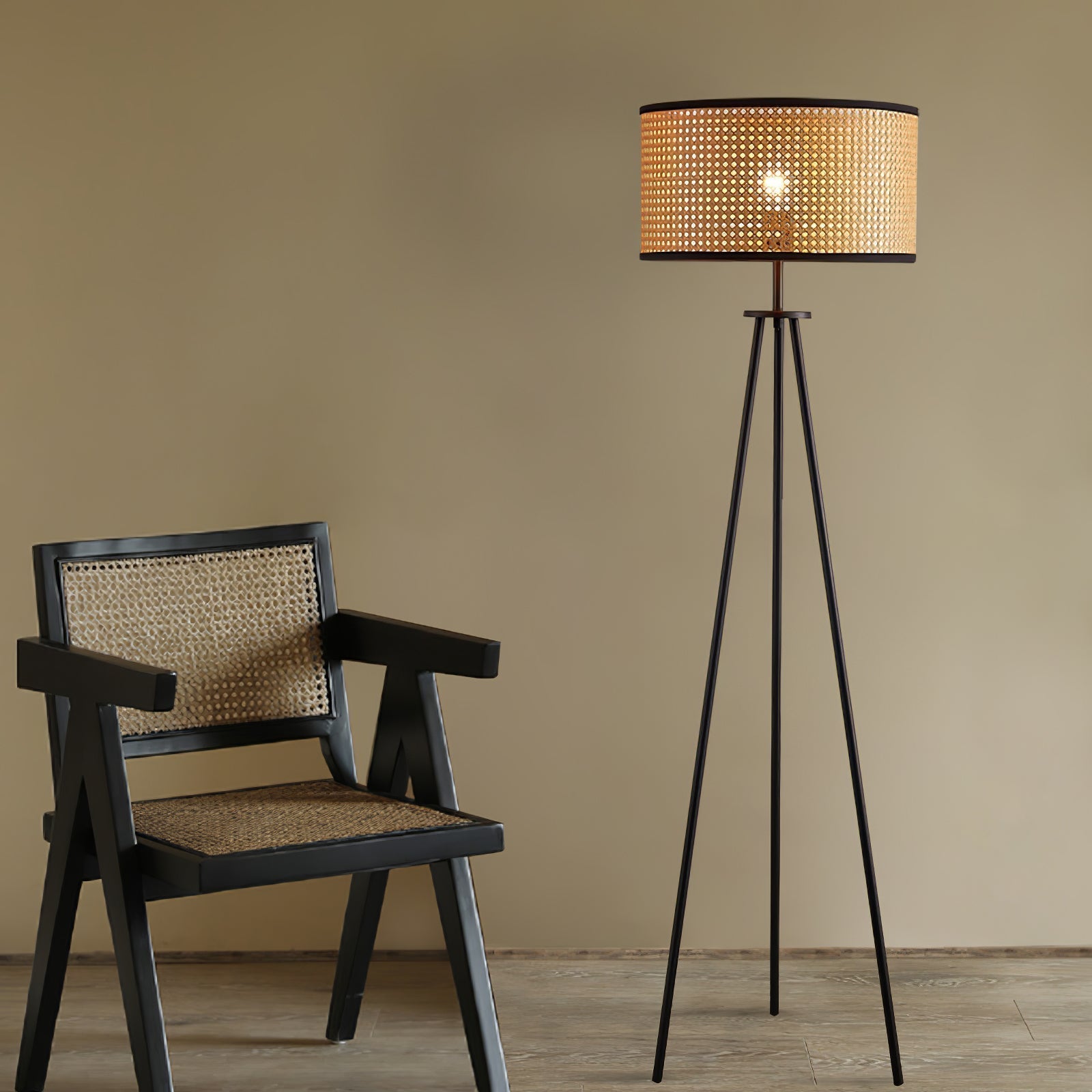 Lampe sur trépied moderne en rotin | Fait à la main et économe en énergie