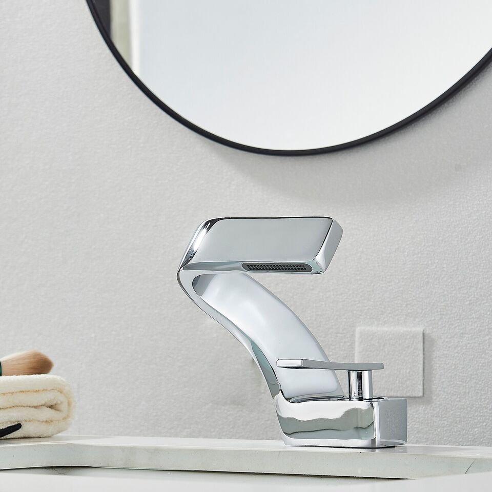 Robinet Courbé Moderne | Design Élégant et Fonctionnalité Contemporaine