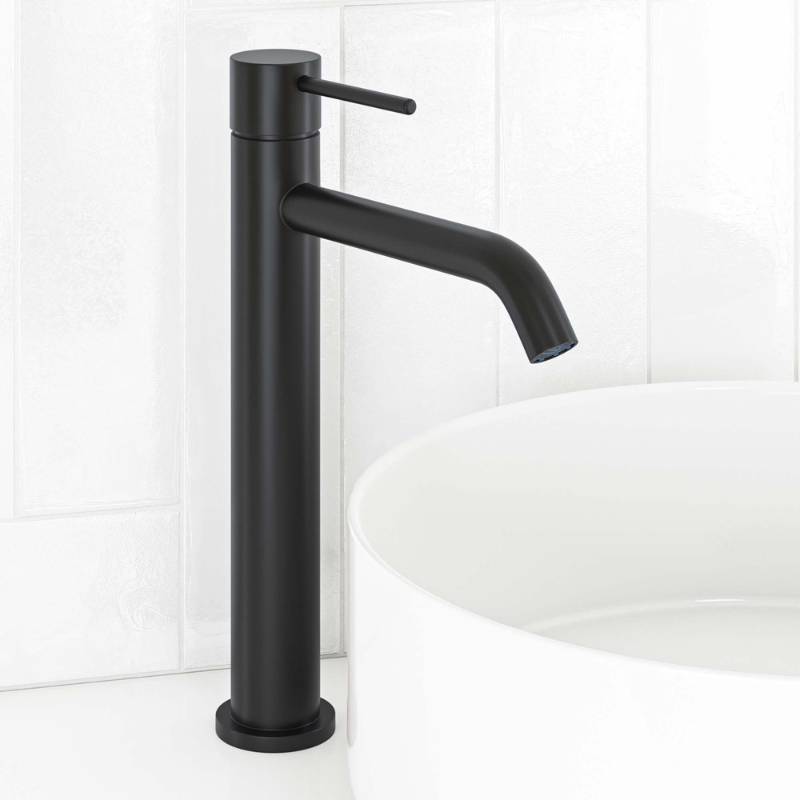 Robinet simple noir pour eau froide | Élégant et moderne pour installation sur évier