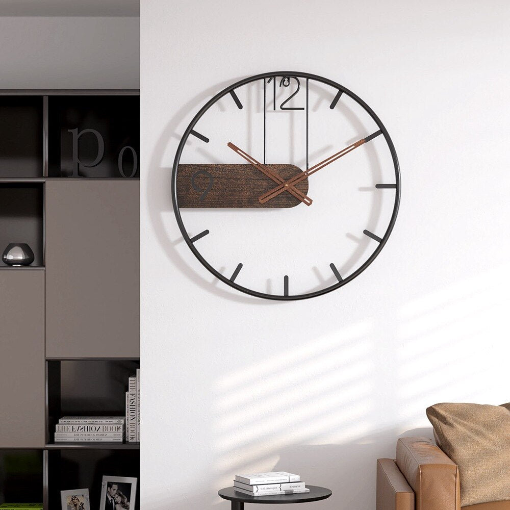 Montre murale en acier noyer - Design moderne avec une touche de nature