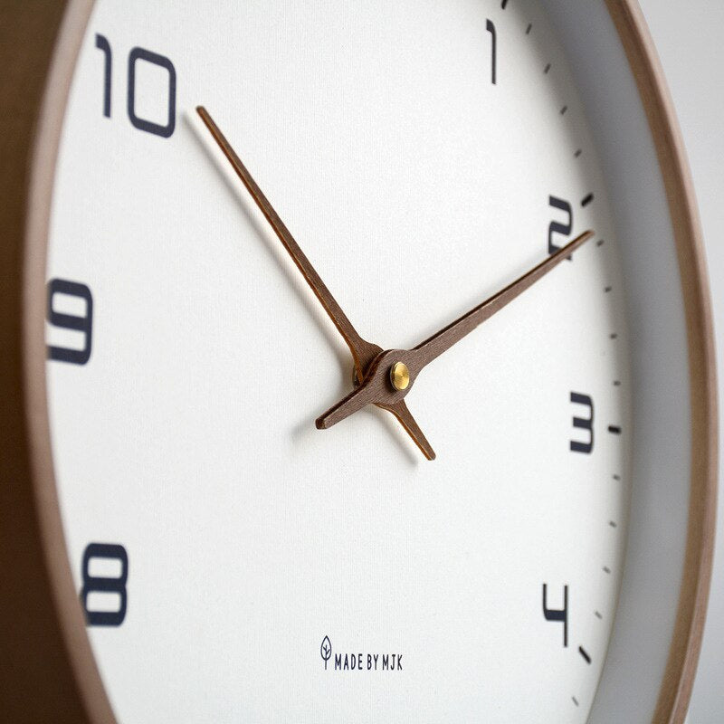 Horloge murale en bois - Simplicité scandinave | Design intemporel et beauté naturelle