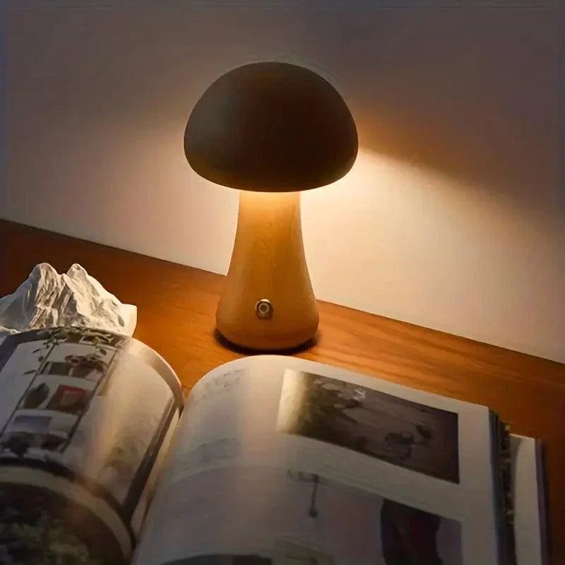 Lampe de table sans fil Mushglow en forme de champignon | Bois et mousse, réglage de la luminosité, USB, rechargeable