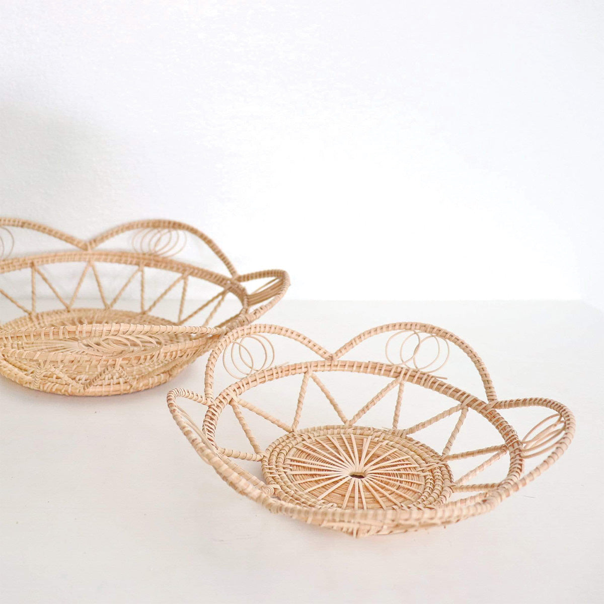 Plateaux tissés naturels artisanaux | Solutions de rangement élégantes faites main