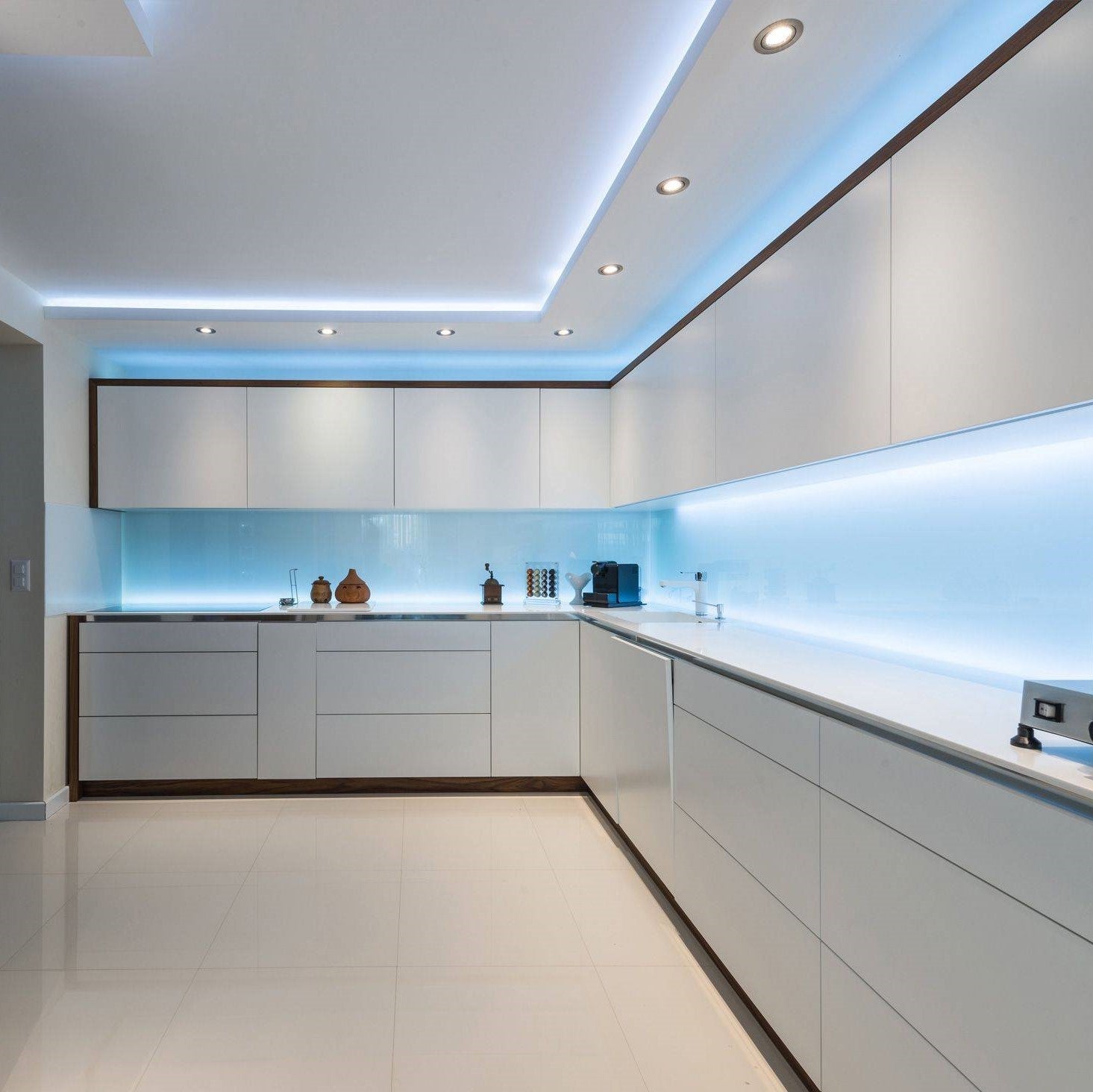Bandes lumineuses LED dimmables | Blanc chaud/froid, étanches, fonctionnant sur USB/batterie