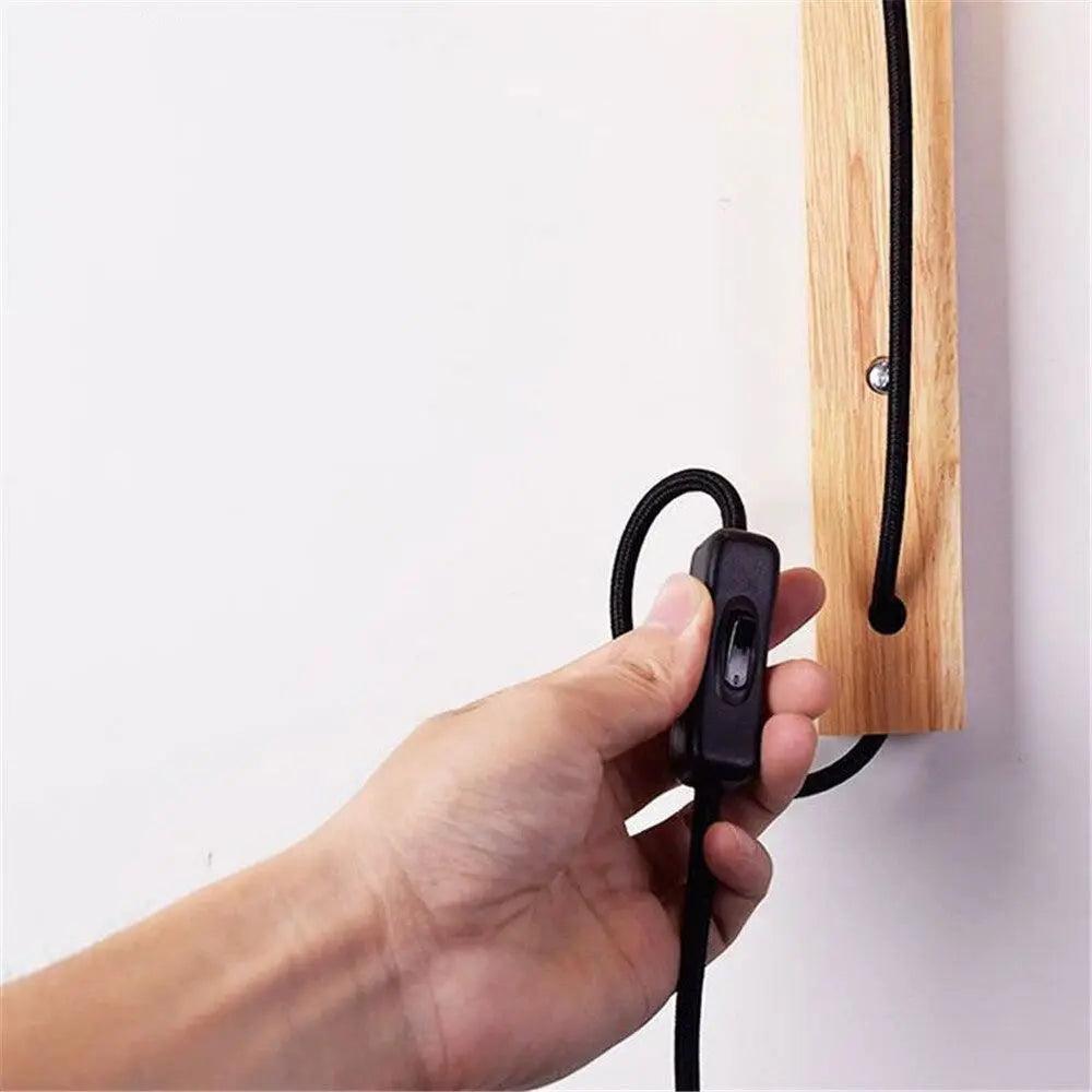 Lampe murale en bois nordique | Finition noire, socle E27, alimentation AC
