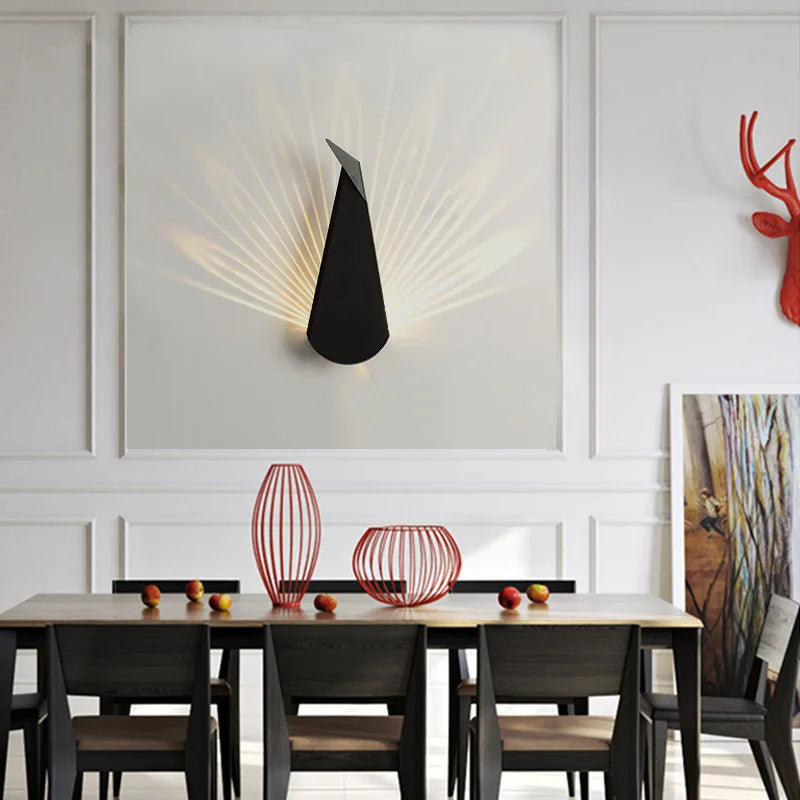 PlumageGlow - Applique Murale Paon