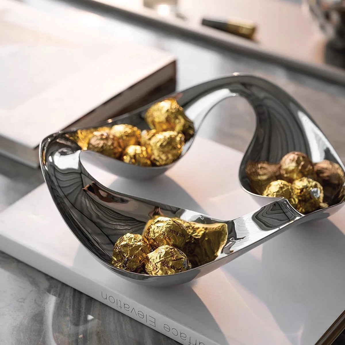 Plateau Décoratif Nuvola | Accessoire Élégant pour Intérieurs Stylés