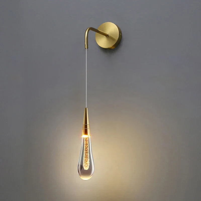 Gouttes de Cristal – Lumière Décorative, Style Intemporel