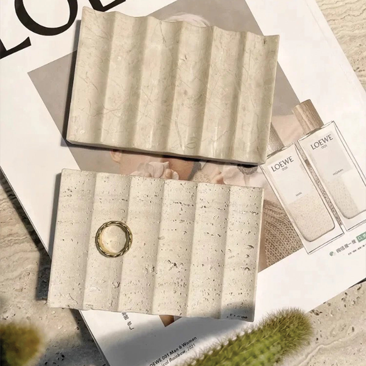 Plateau en Pierre Cannelé | Design Élégant en Pierre Naturelle pour Décoration d'Intérieur