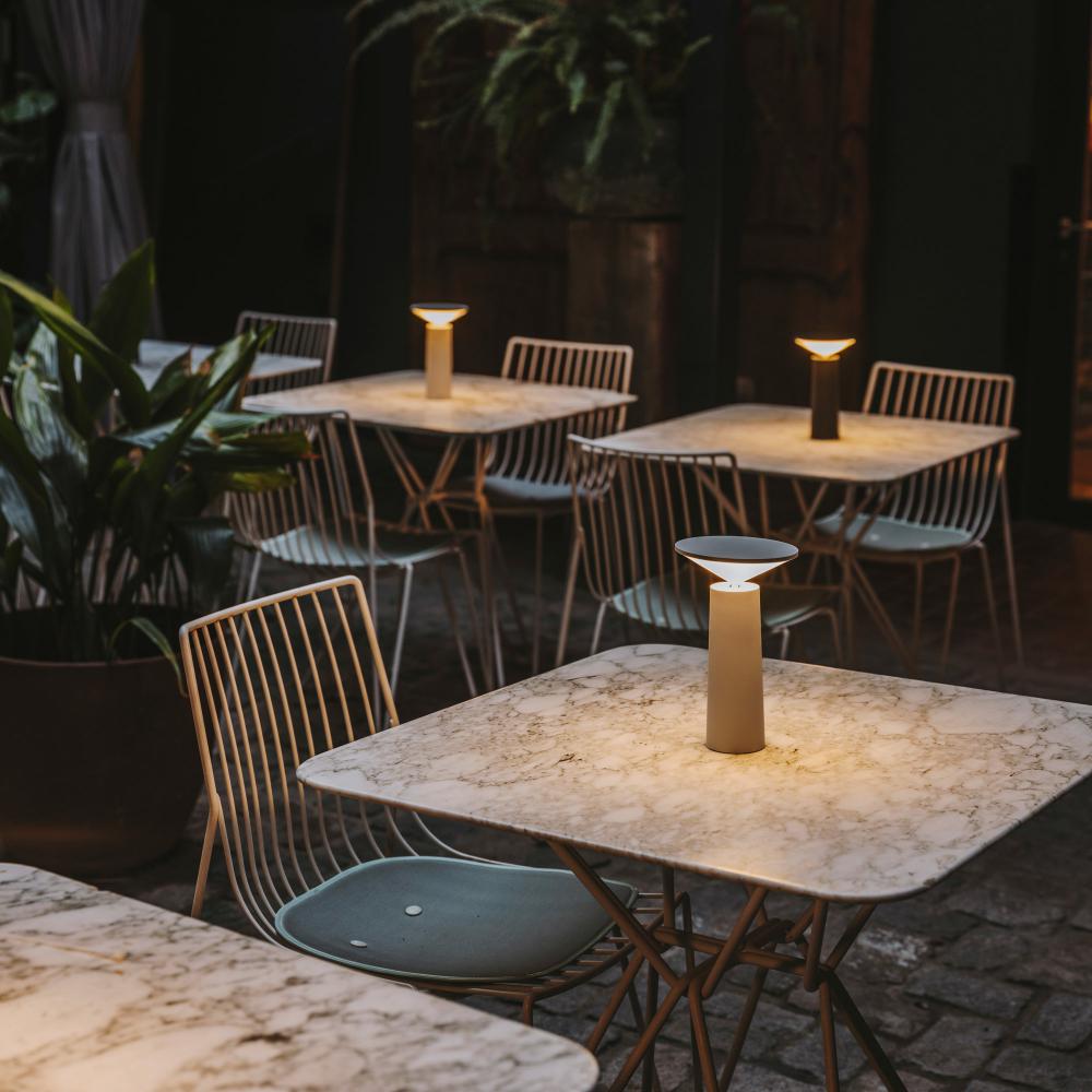 Lampes de table LED modernes | Dimmables et rotatives avec batterie intégrée