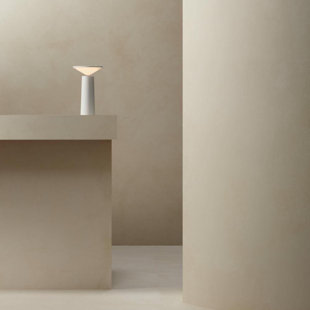 Lampes de table LED modernes | Dimmables et rotatives avec batterie intégrée