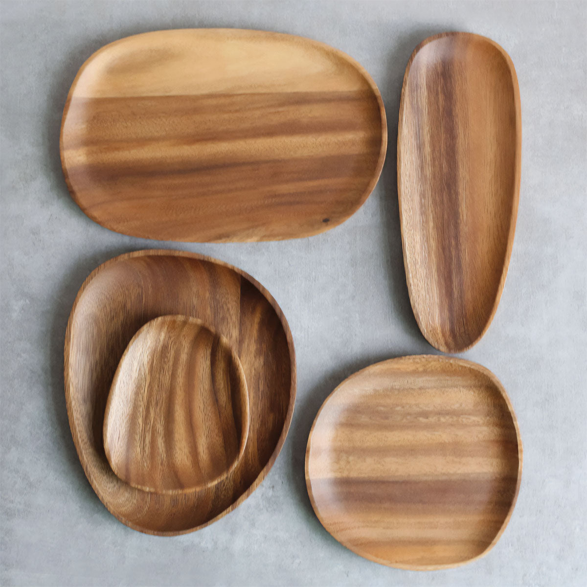 Ensemble de plateaux en noyer et acacia | Plateaux en bois élégants pour un service chic