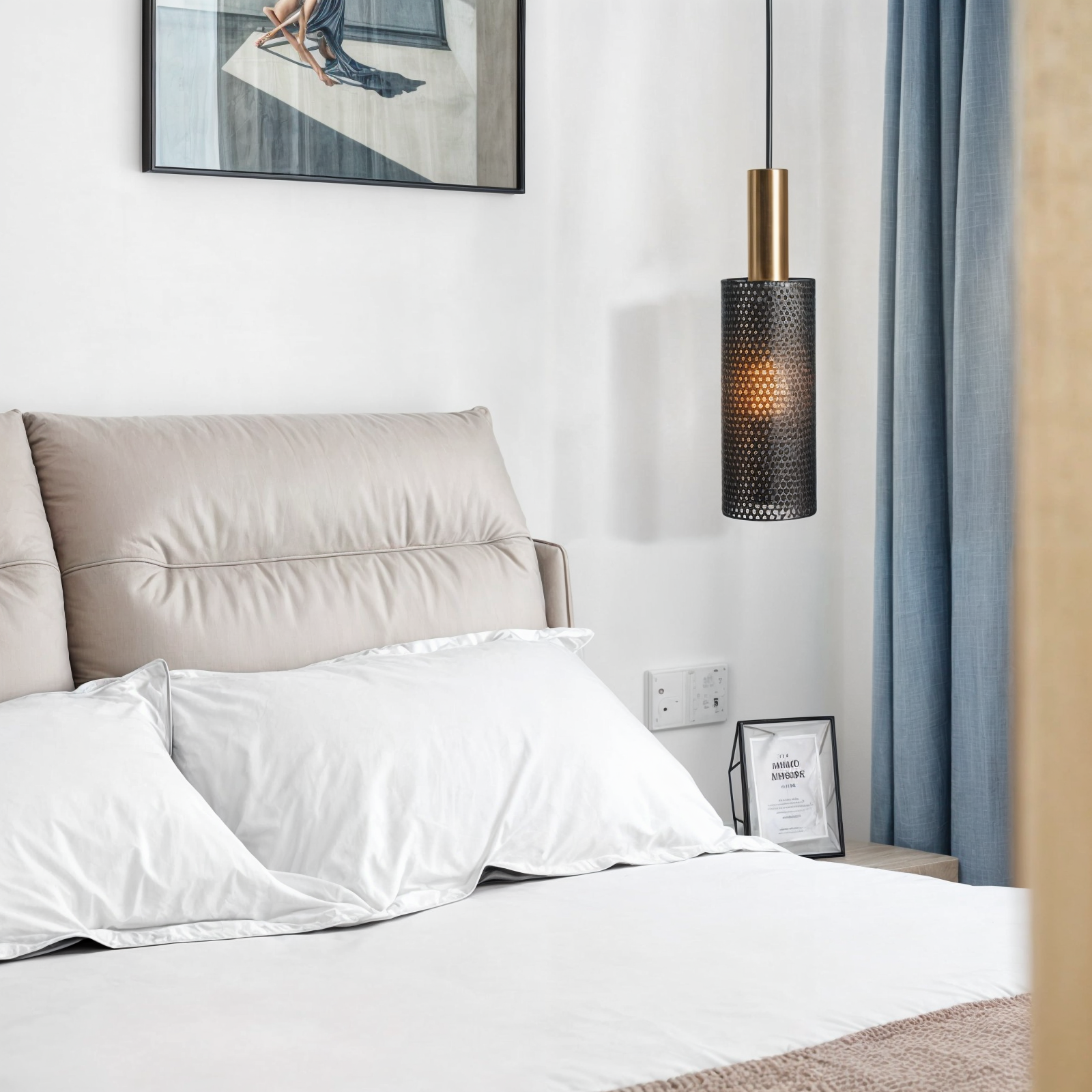 Suspension Métal Élégante | Design Moderne et Câble Réglable