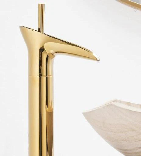 Robinet de lavabo de salle de bain en cascade antique | Élégance classique, confort moderne
